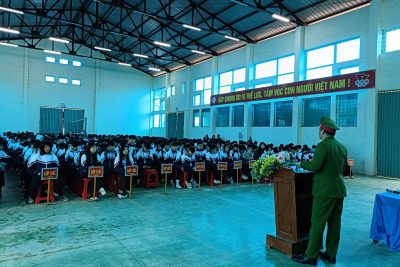 Tuyên truyền pháp luật cho học sinh Trường THPT B Thanh Liêm